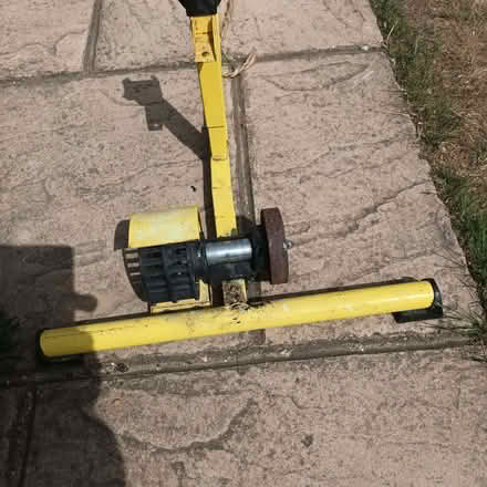 Photo of free Bicycle trainer (Marcham OX13) #1
