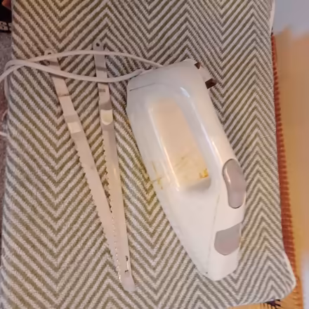 Photo of free Electric carving knife (CF83 1BR- Caerphilly) #1