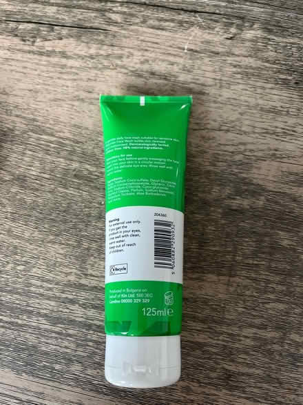 Photo of free Skin therapy face wash (SE10) #2