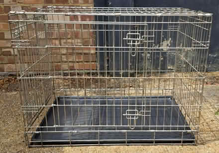 Photo of free Large Dog Crate (Sunbury-on-Thames TW16) #1