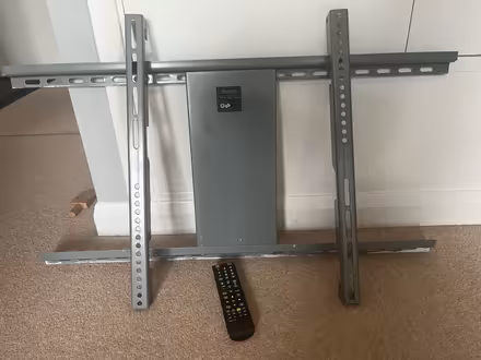 Photo of free Samsung 50inch LCD HD TV (Cheam) #2
