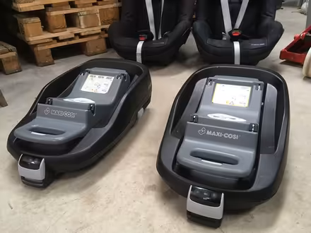 Photo of free Maxi Cosi FamilyFix Car Seat Base (Heathfield, Prestwick KA9) #2