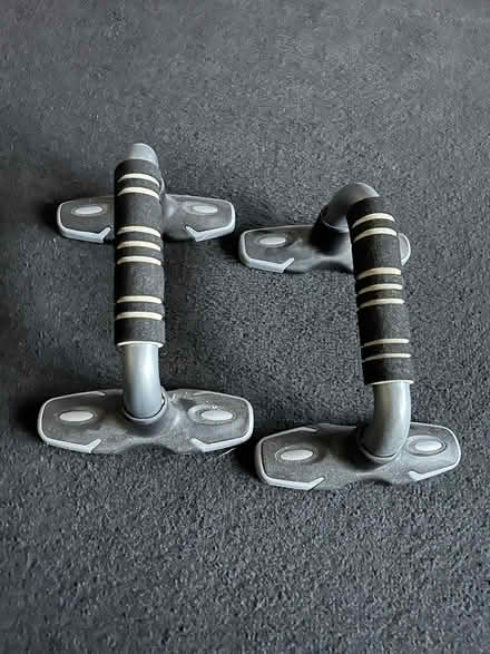 Photo of free Press Up Handles (Fobbing SS17) #1