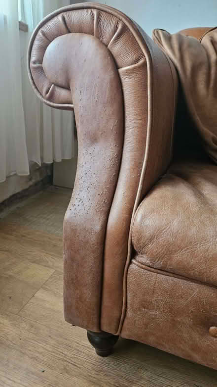 Photo of free Leather sofa (Teddington TW11) #2