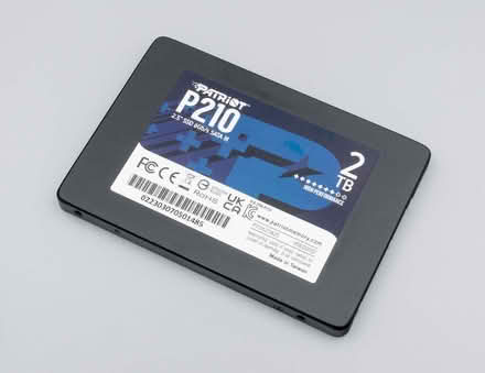 Photo of SATA or M.2 SSDs (Hillend KY11) #1