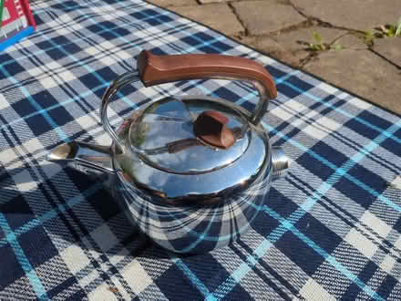 Photo of free Old swan kettle (Worcester WR2) #1