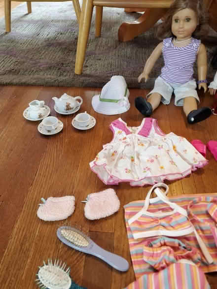 Photo of free American Girl dolls and accessories (Ravenna) #2