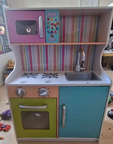 Photo of free Child's Play Kitchen (W3) #1