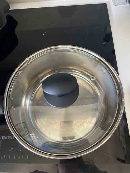 Photo of free 9in pot with lid (SW2 4GD) #2