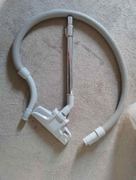 Photo of free Vacuum hose and attachment (Stopsley LU2) #1