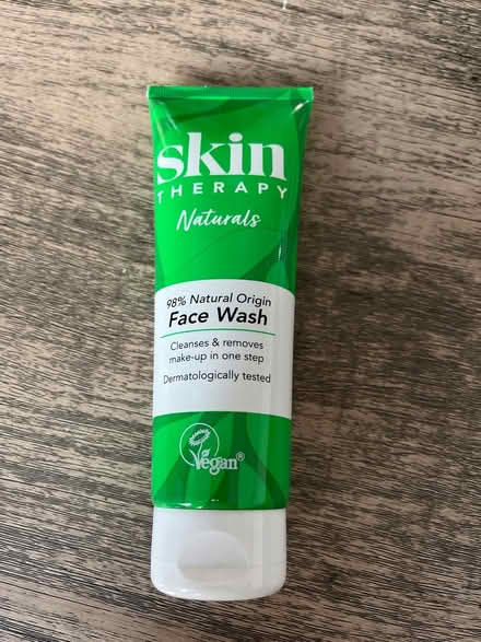 Photo of free Skin therapy face wash (SE10) #1