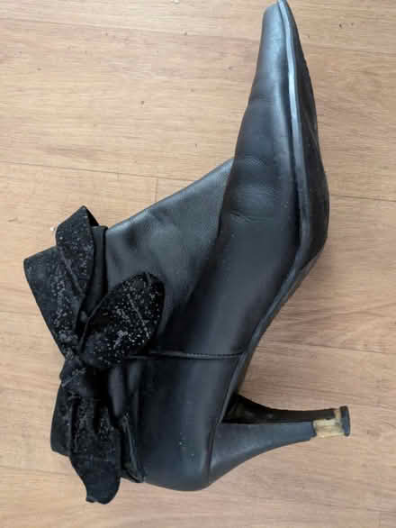 Photo of free Van dal black heeled boots 6.5 (SA62) #1