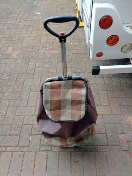 Photo of free Shopping Trolley (Northway GL20) #1