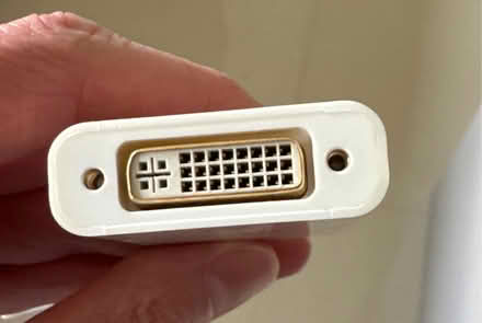 Photo of free Mini displayport to DVI-I Dual Link connector (Hook Heath GU21) #2