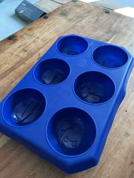 Photo of free Doctor who cupcake moulds (Osney OX2) #1