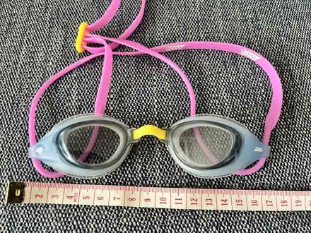 Photo of free child goggles 2 pairs different sizes (Craigmount EH12) #2