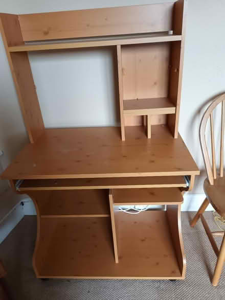 Photo of free Computer desk (BR3, Park Langley) #1