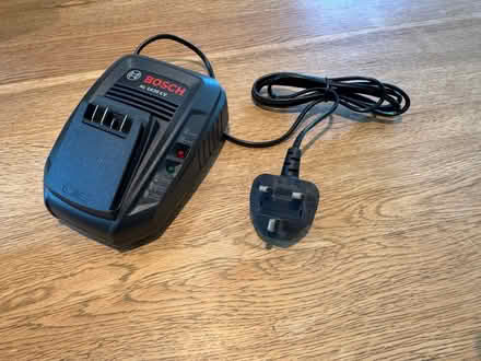 Photo of free Bosch 18v Charger (Peppard Common RG9) #1