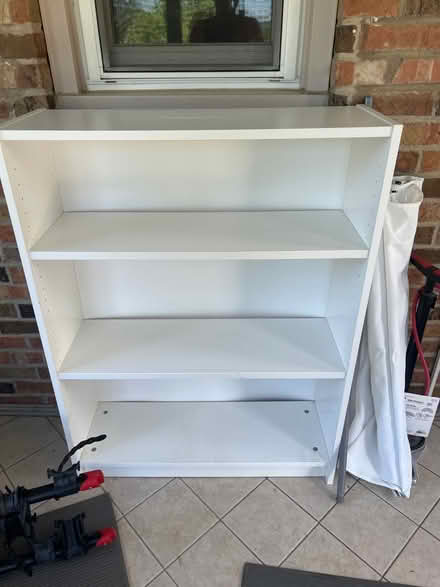 Photo of free Billy bookcase (Middletown) #1