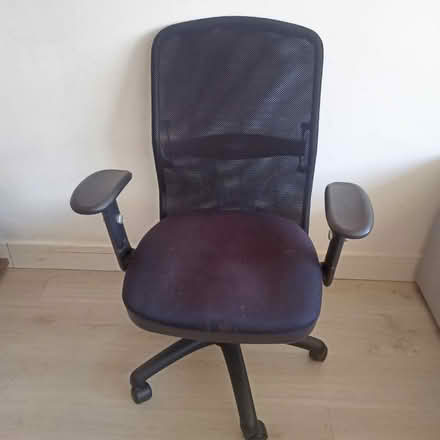 Photo of free Office chair (Luton LU1) #1