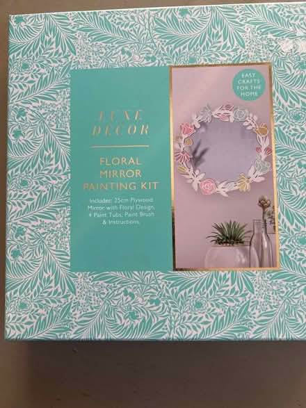 Photo of free Floral Mirror Painting Kit (Little Silver) #1