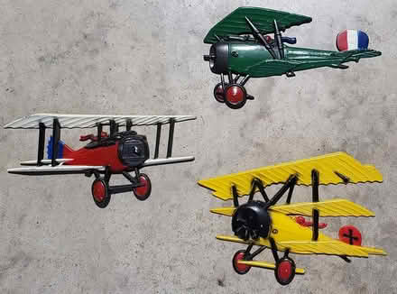 Photo of free Biplane wall hangings (735 Foxwick Dr, Ballwin, 63011) #2