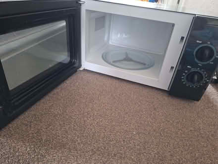 Photo of free Microwave (Swanley BR8) #2