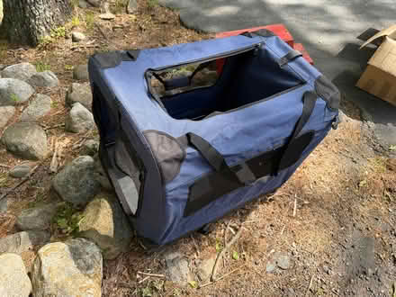 Photo of free Small Dog Collapsible Crate (South on Woburn past South El.) #2