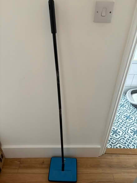 Photo of free Carpet sweeper (Surbiton KT6) #1
