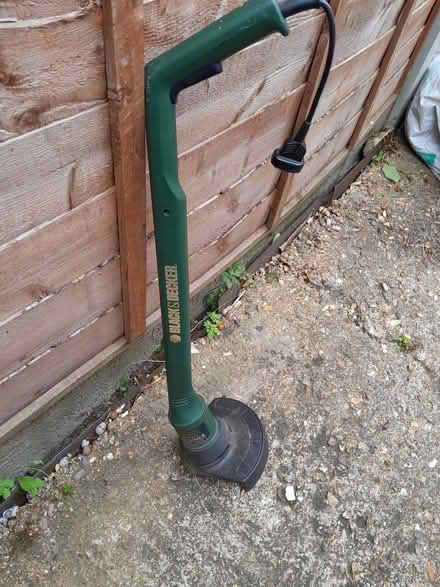 Photo of free Garden Strimmer electric (Hayes UB4) #2