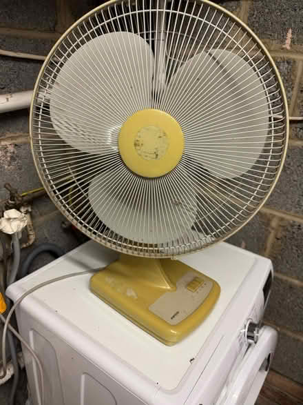Photo of free large electric fan (OX5 (Kidlington)) #1
