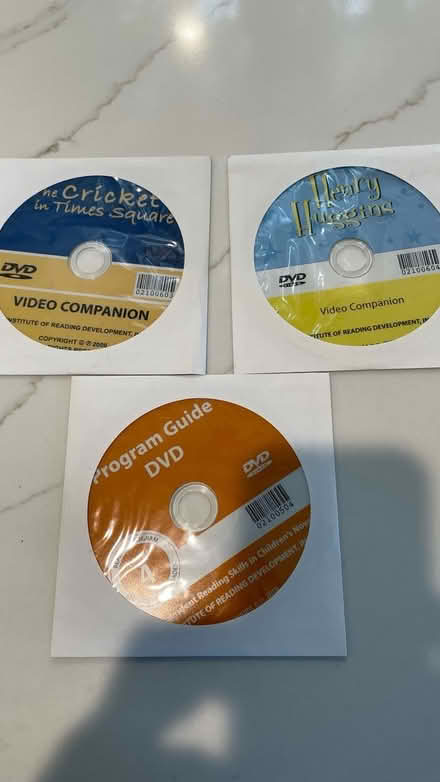 Photo of free 4th grade Reading DVDs (Fremont & 85) #1