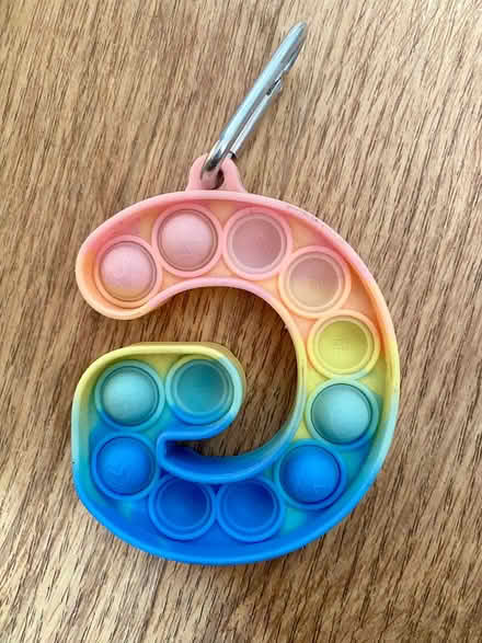 Photo of free Letter G poppet (W3) #2