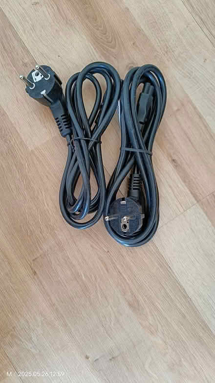 Photo of free EU Power Cord (Tilehurst, Reading RG31) #4