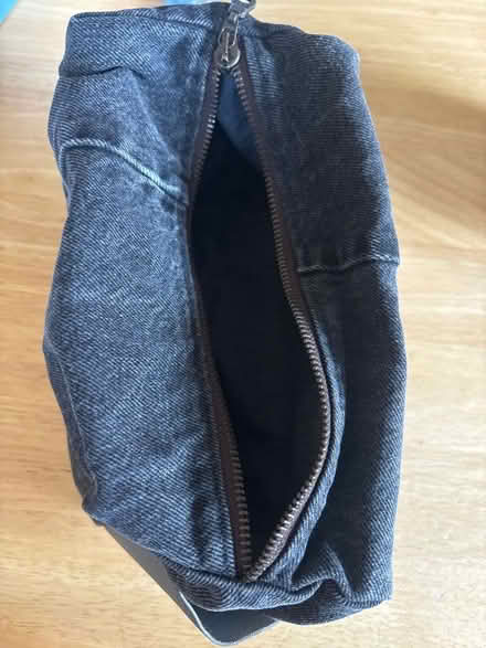 Photo of free Wash bag (NW10) #2