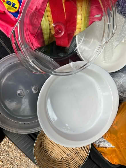 Photo of free Bowls, Basket and Microwave cover (Croydon) #1