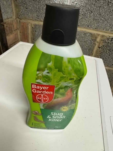Photo of free lawn feed& moss killer, slug killer (OX5 (Kidlington)) #3