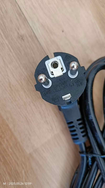 Photo of free EU Power Cord (Tilehurst, Reading RG31) #2