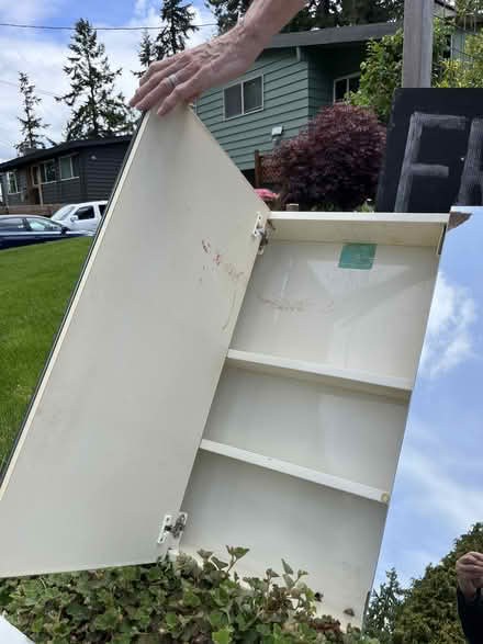 Photo of free Mirrored Medicine Cabinet (Lynnwood) #3