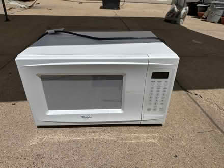 Photo of free Working microwave (Kensington) #1