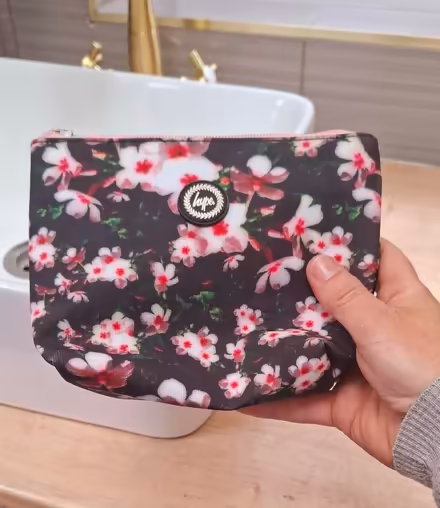 Photo of free Small cosmetics zip pouch (Boughton Monchelsea ME17) #1