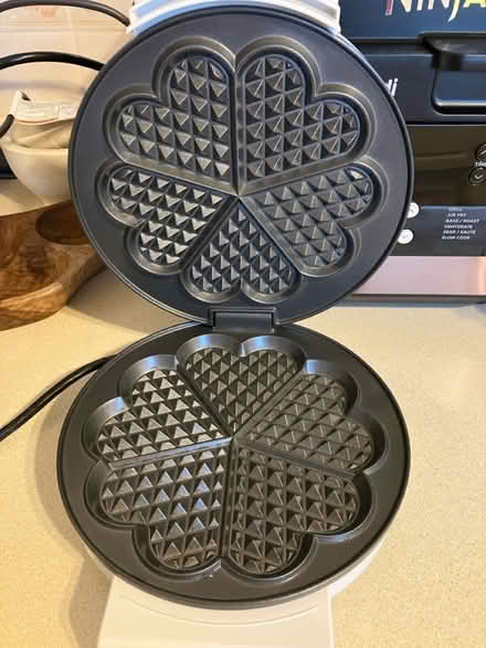 Photo of free Petra waffle-majer (Greenhills, East Kilbride) #2