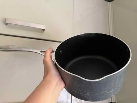 Photo of free 4 pots & lids (Darnley G53) #1