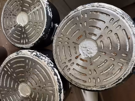 Photo of free 4 pots & lids (Darnley G53) #3