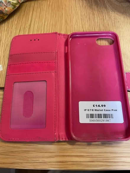 Photo of free iPhone 6s case (Elstead) #2