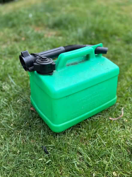 Photo of free 5ltr petrol can (Peppard Common RG9) #1
