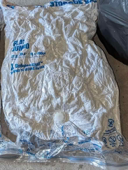 Photo of free King size winter duvet (AB22) #1