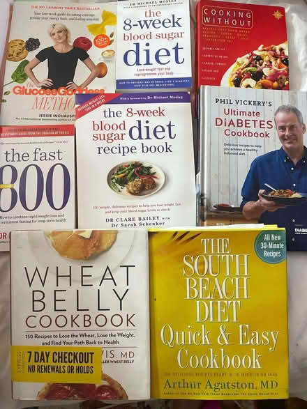 Photo of free Diet Books Mainly for Diabetes (Gateacre L25) #1