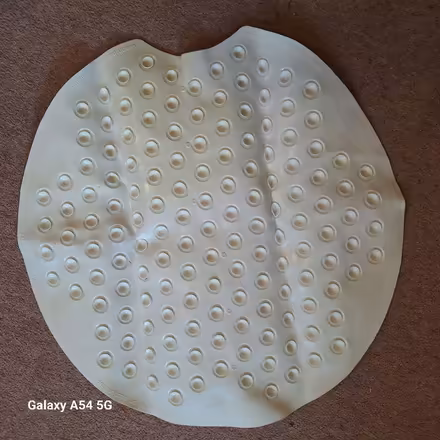 Photo of free New (in packet) Shower mat - anti slip white circular (Kendal LA9) #3