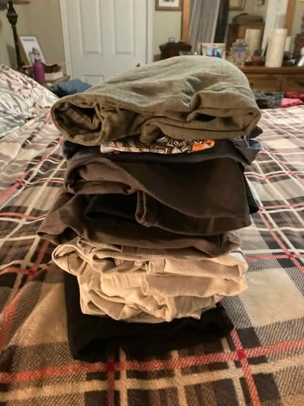 Photo of free men’s t shirts (Montebello) #1